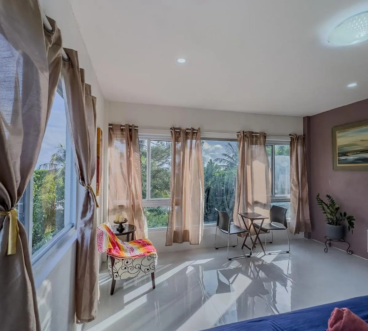 The Local Experience - Kalbas Suite Choiseul